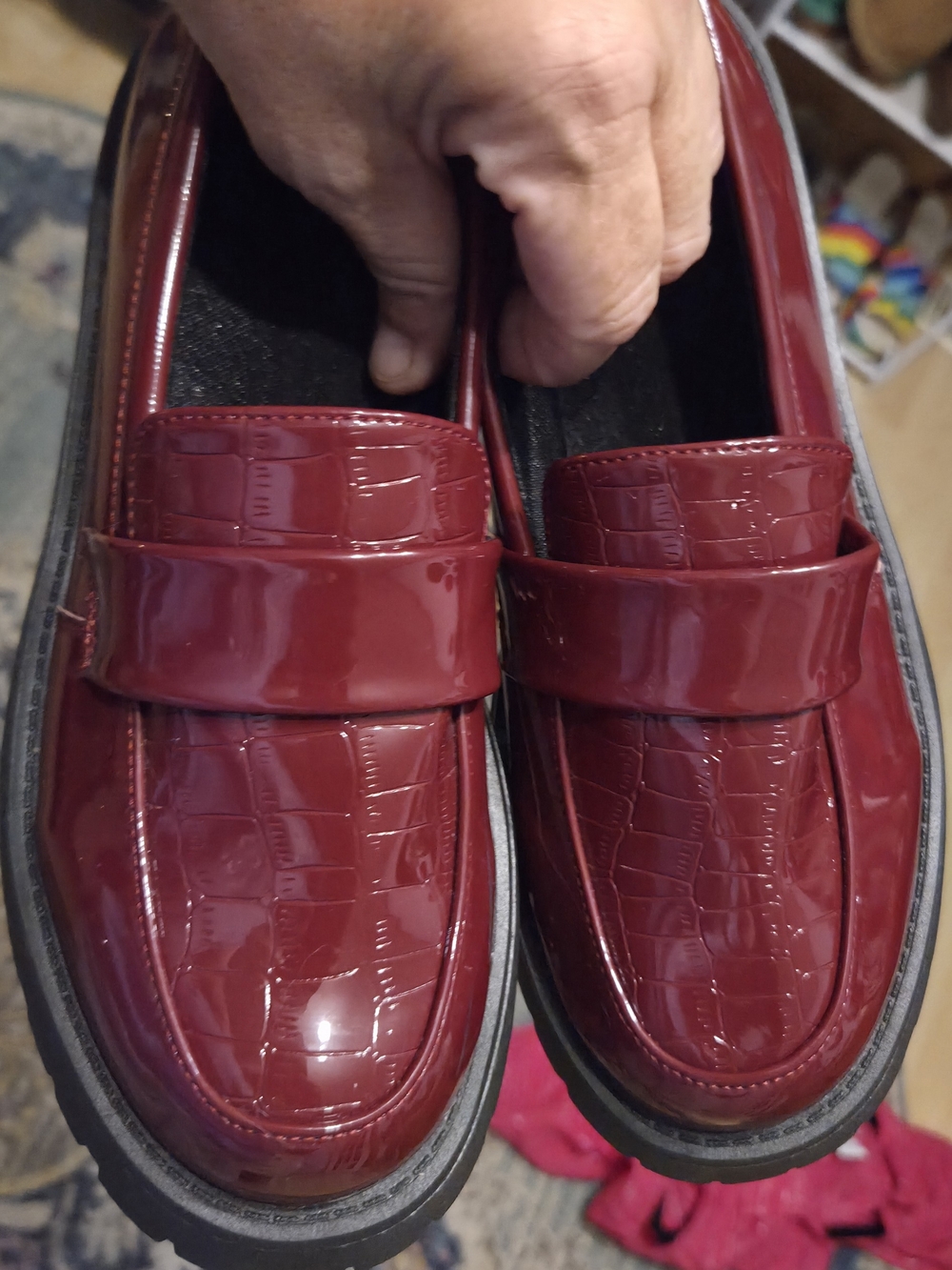 Women’s Patent Croc-Embossed Loafers in Burgundy